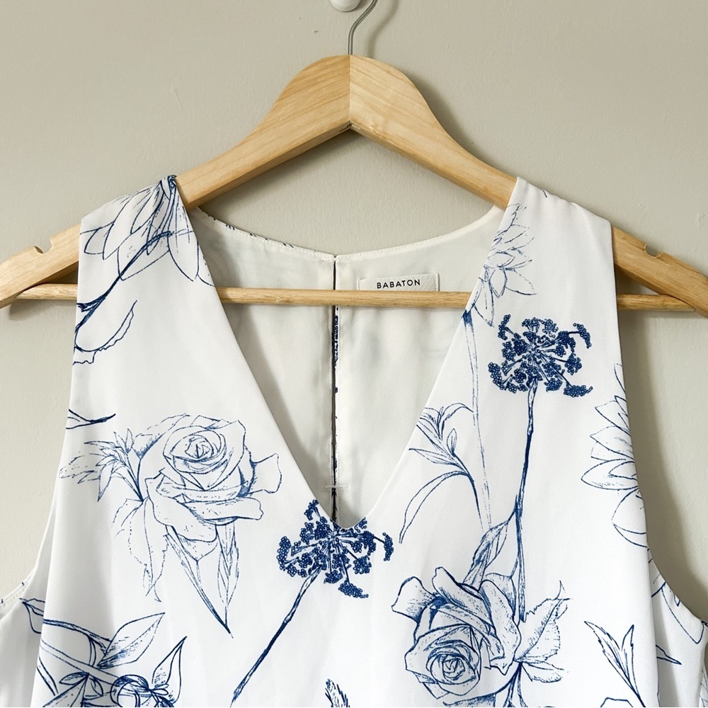 Babaton White and Blue Floral Blouse - Picture 3 of 12